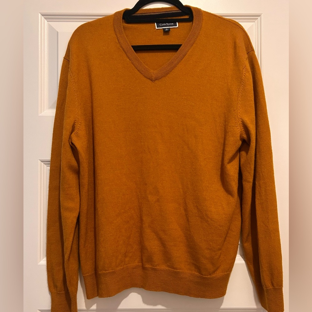 Men’s Clubroom Gold sweater